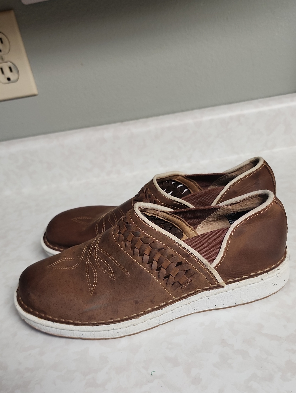 Justin poly Casual Brown Leather Slip-On Shoes womens 8 number 1143